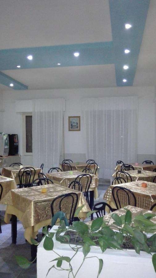 Hotel Villa Lorena Rimini Extérieur photo