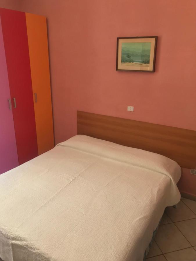 Hotel Villa Lorena Rimini Extérieur photo