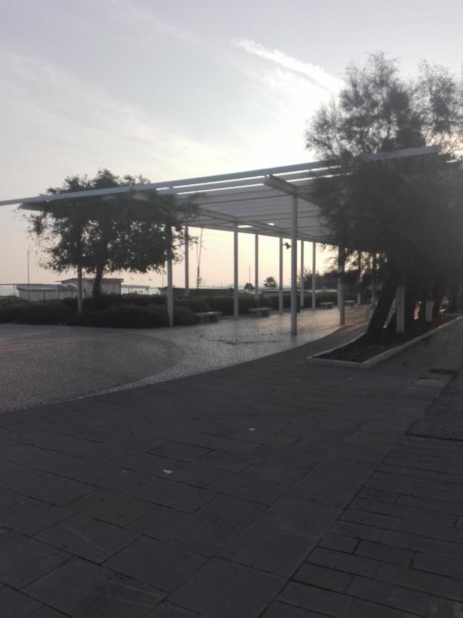 Hotel Villa Lorena Rimini Extérieur photo