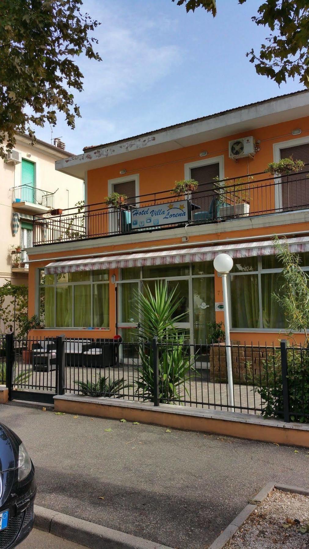 Hotel Villa Lorena Rimini Extérieur photo