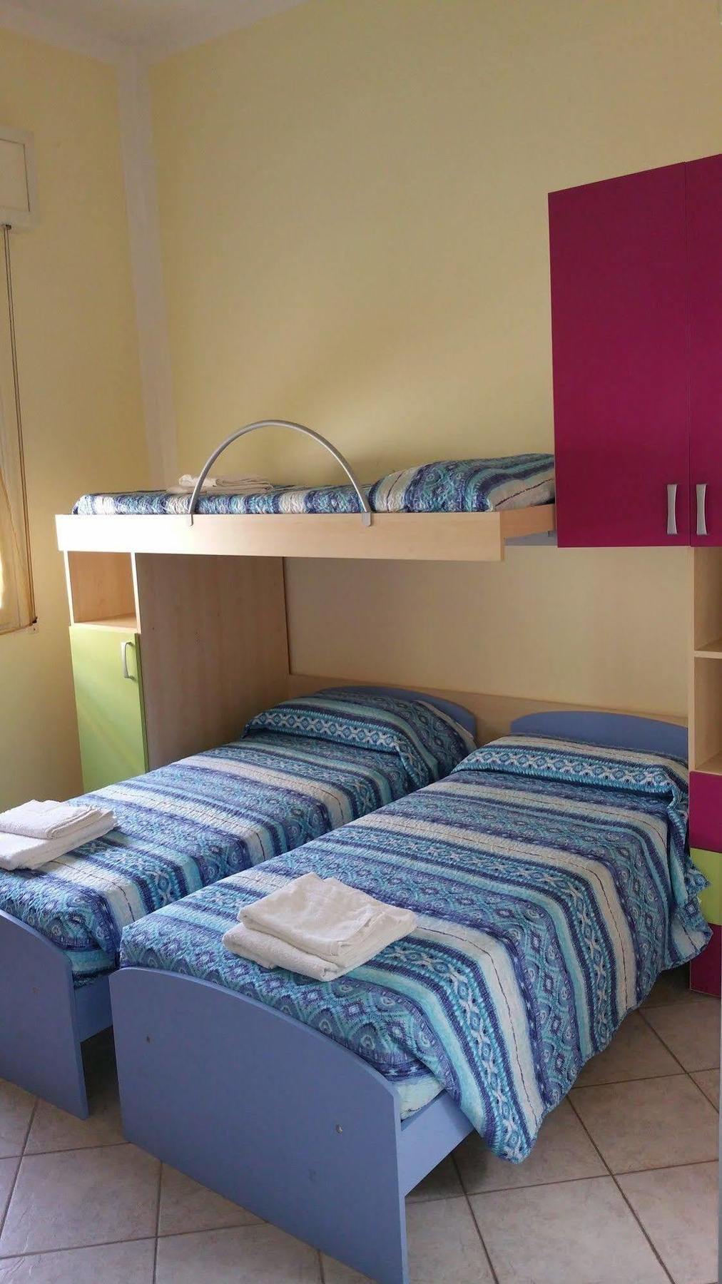 Hotel Villa Lorena Rimini Extérieur photo